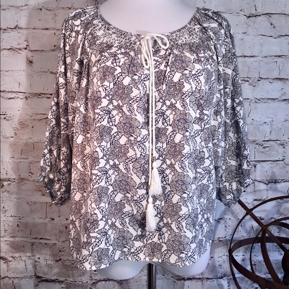 😍 Fun Boho Top